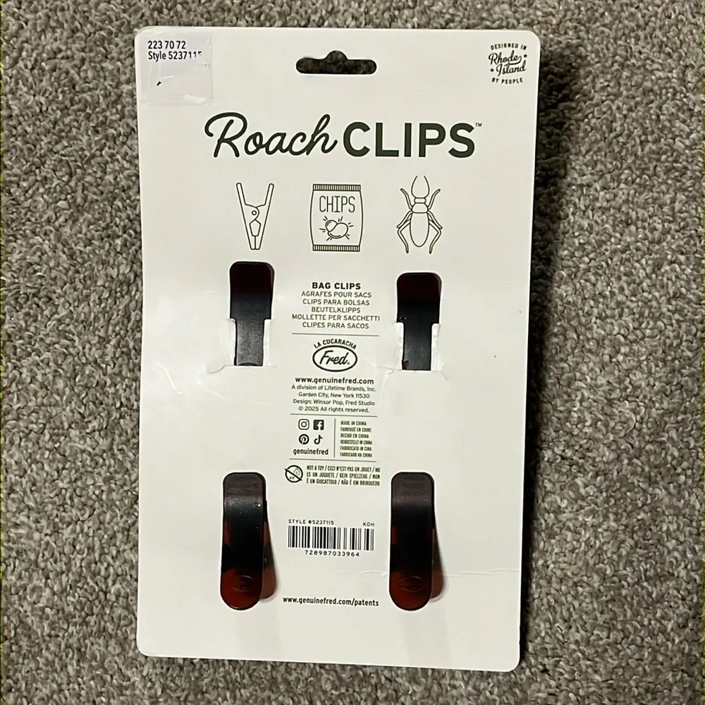 Fred Novelty Roach‎ Snack Bag Chip Fasteners Clips